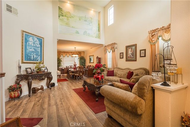 970 Riverview Circle, Corona, CA 92881