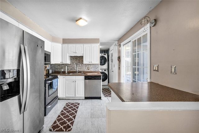 9148 Coventry Drive, Northfield, OH 44067