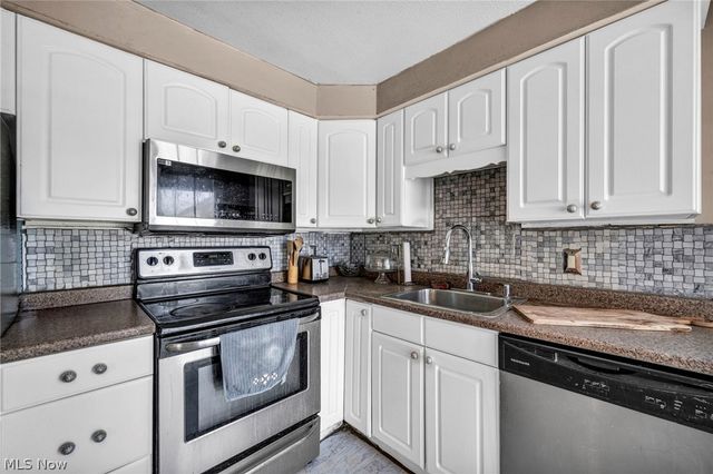 9148 Coventry Drive, Northfield, OH 44067