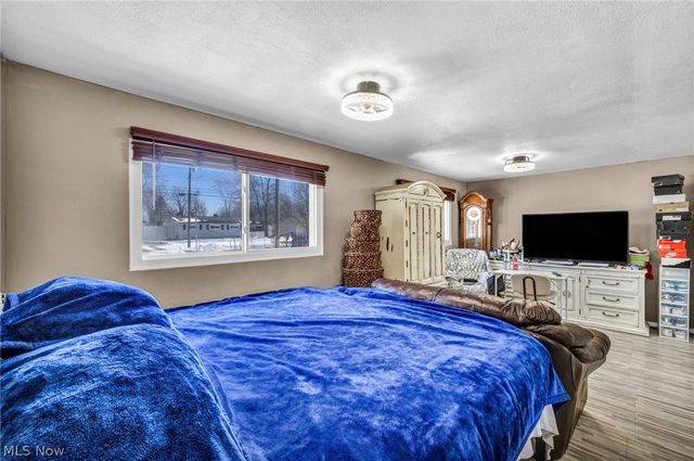9148 Coventry Drive, Northfield, OH 44067