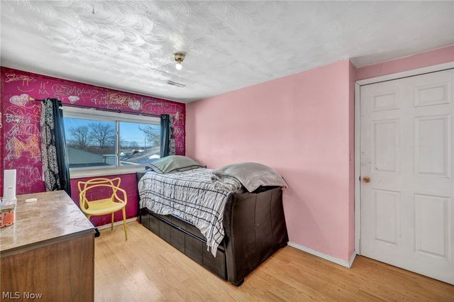 9148 Coventry Drive, Northfield, OH 44067