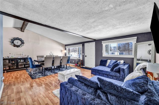 9148 Coventry Drive, Northfield, OH 44067