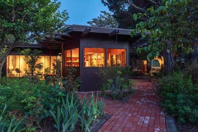 46 Middle Canyon Road, Carmel Valley, CA 93924