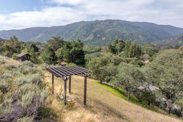 46 Middle Canyon Road, Carmel Valley, CA 93924