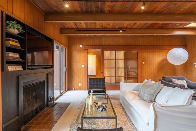 46 Middle Canyon Road, Carmel Valley, CA 93924