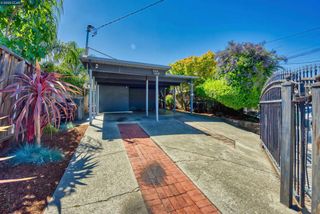 2416 Kingsland Ave, Oakland, CA 94601