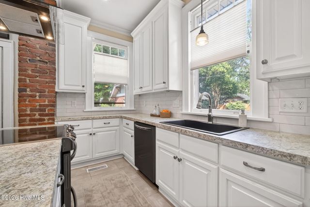 907 Broad Street W, Wilson, NC 27893