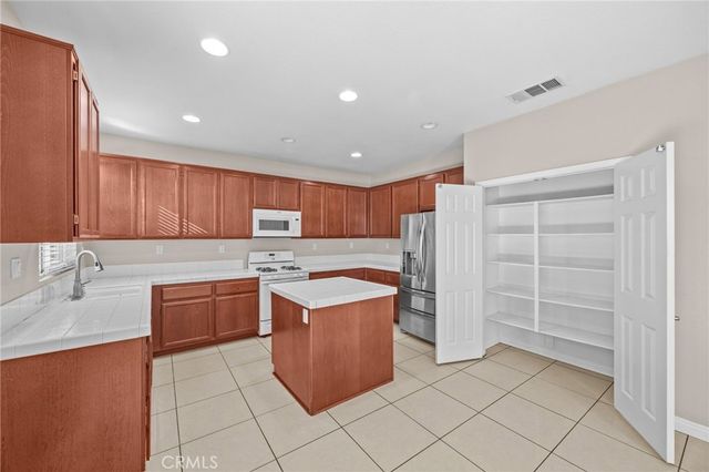 31010 Sedona Street, Lake Elsinore, CA 92530