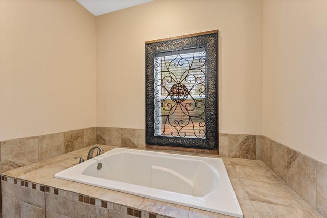 114 Fm 3179 Road, Huntsville, TX 77340