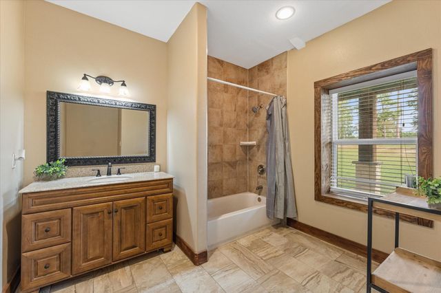 114 Fm 3179 Road, Huntsville, TX 77340