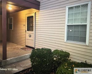 126 Concordia Circle 126A, Monroe, NJ 08831