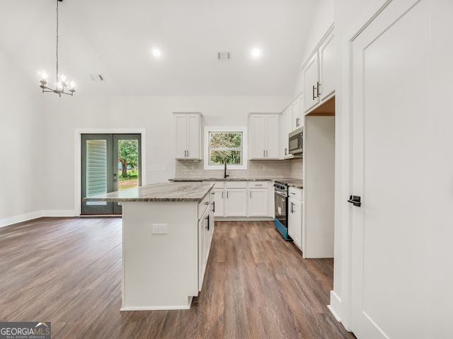 206 McKneely Road, Milner, GA 30257