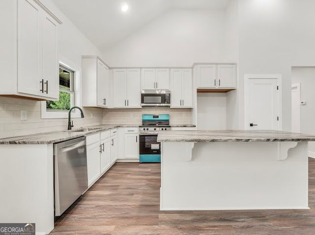 206 McKneely Road, Milner, GA 30257
