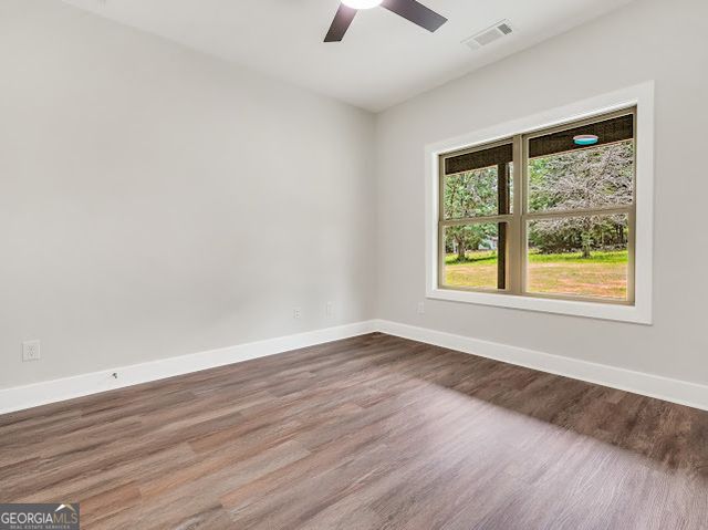 206 McKneely Road, Milner, GA 30257
