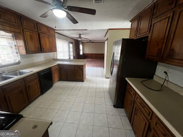 4984 Willow Overlook, Stone Mountain, GA 30088