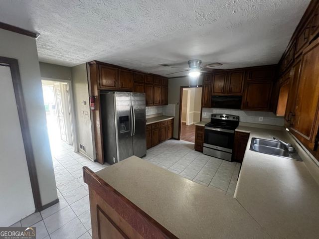 4984 Willow Overlook, Stone Mountain, GA 30088