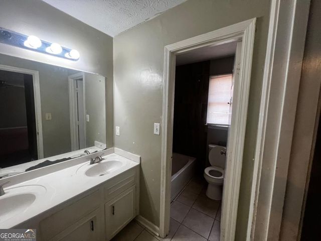 4984 Willow Overlook, Stone Mountain, GA 30088