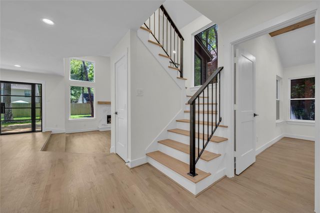 35 Gannet Hollow Place, The Woodlands, TX 77381