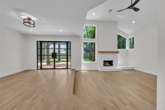 35 Gannet Hollow Place, The Woodlands, TX 77381