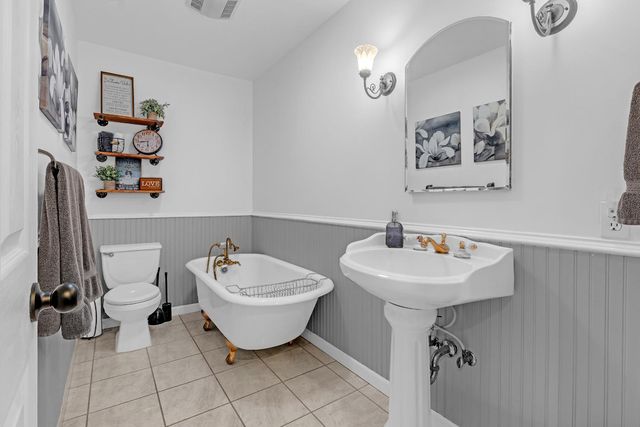 10833 Glenhaven Way, Rancho Cordova, CA 95670