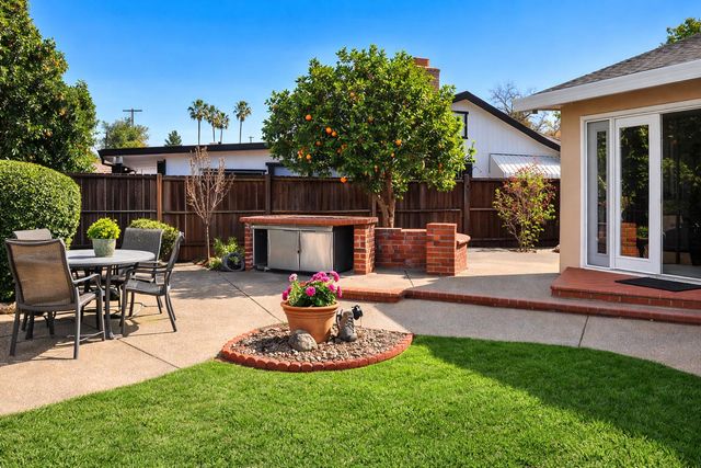 10833 Glenhaven Way, Rancho Cordova, CA 95670