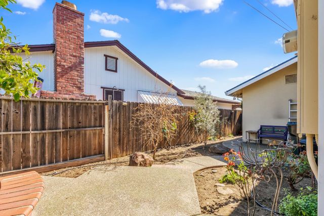 10833 Glenhaven Way, Rancho Cordova, CA 95670