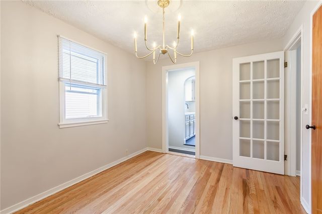 345 Colebourne Rd, Rochester, NY 14609