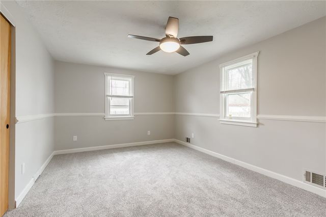 345 Colebourne Rd, Rochester, NY 14609