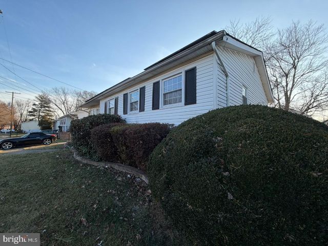 2107 WEBER DR, District Heights, MD 20747