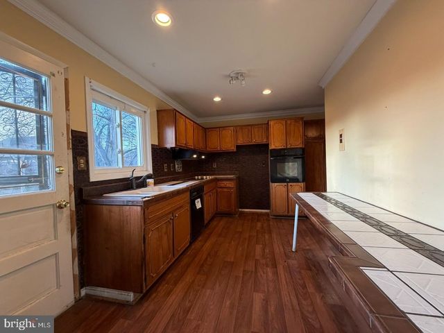 2107 WEBER DR, District Heights, MD 20747