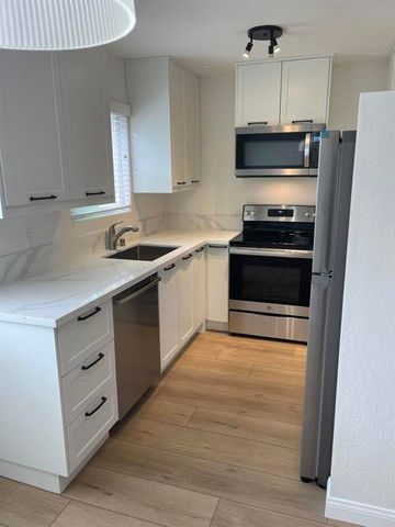 2238 Manchester Avenue, Cardiff By The Sea (encinitas), CA 92007