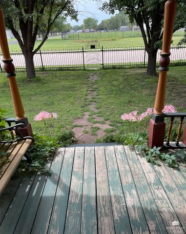 506 S Campbell Street, Abilene, KS 67410