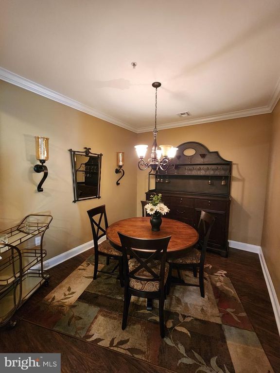 3 FALCON DR #101, Holland, PA 18966