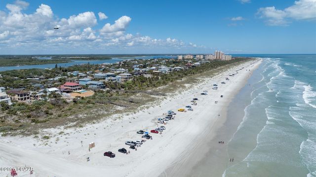 1413 N Atlantic Avenue, New Smyrna Beach, FL 32169