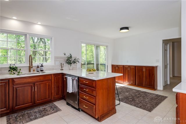 6013 Gothic Place, Washington Twp, OH 45459