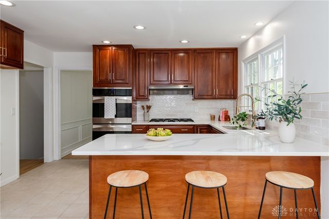 6013 Gothic Place, Washington Twp, OH 45459