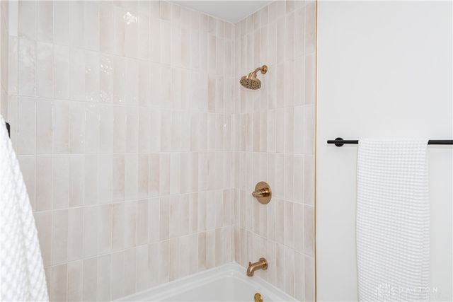 6013 Gothic Place, Washington Twp, OH 45459