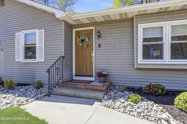1635 Burrsville Road, Brick, NJ 08724