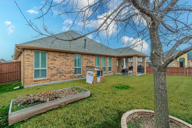 2935 Salina Drive, Grand Prairie, TX 75054
