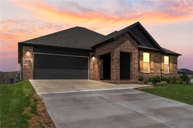 457 N Goose Xing, Farmington, AR 72730