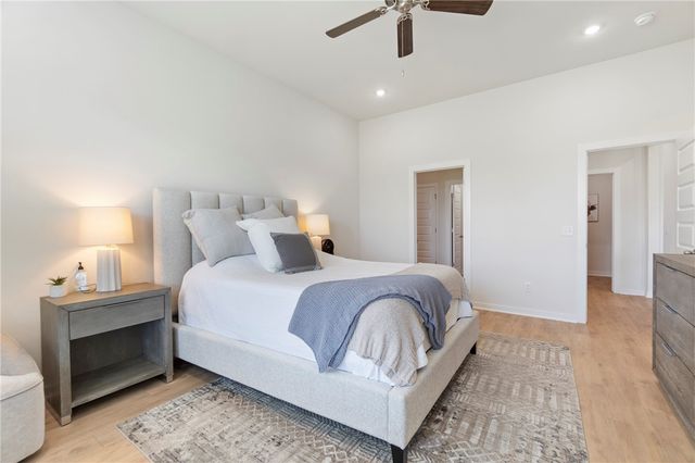 457 N Goose Xing, Farmington, AR 72730