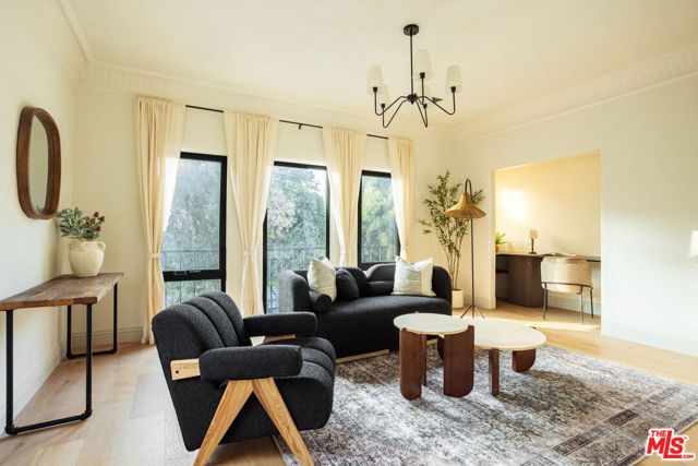 144 N Clark Drive, Beverly Hills, CA 90211