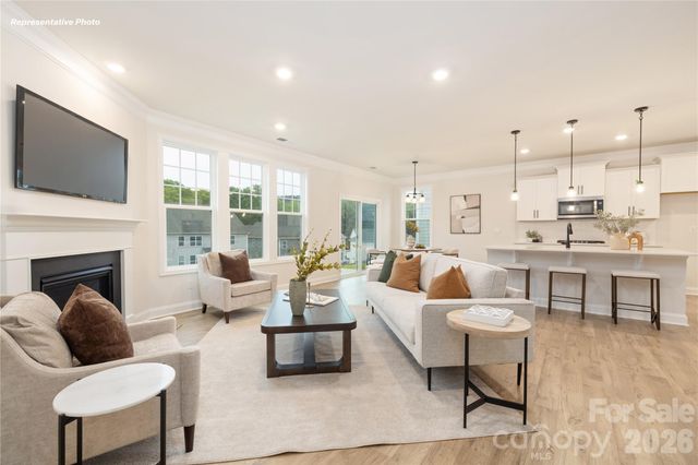 128 Ventnor Way, Mooresville, NC 28115