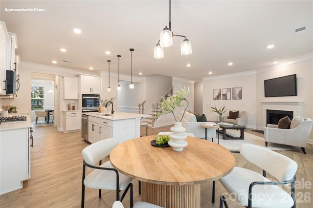 128 Ventnor Way, Mooresville, NC 28115