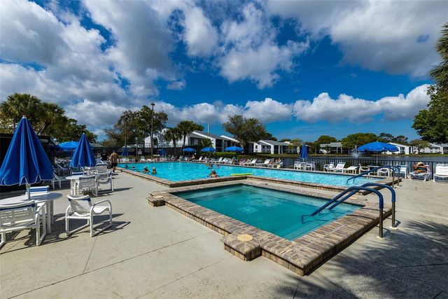 1182 PINE RIDGE CIRCLE W A2, Tarpon Springs, FL 34688