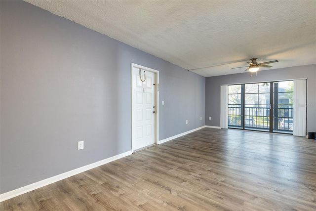 1182 PINE RIDGE CIRCLE W A2, Tarpon Springs, FL 34688