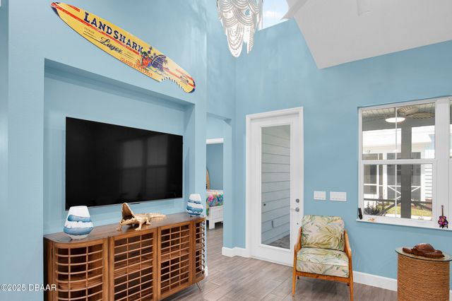 275 Last Mango Drive, Daytona Beach, FL 32124