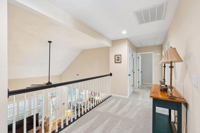 2765 Victoria Lake Drive, Mount Pleasant, SC 29466
