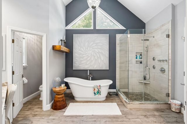 2765 Victoria Lake Drive, Mount Pleasant, SC 29466