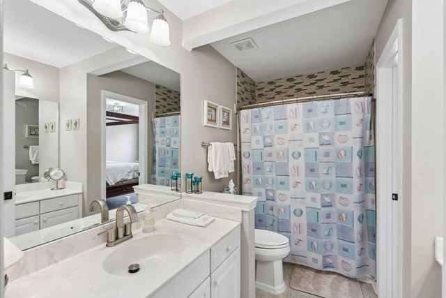2765 Victoria Lake Drive, Mount Pleasant, SC 29466